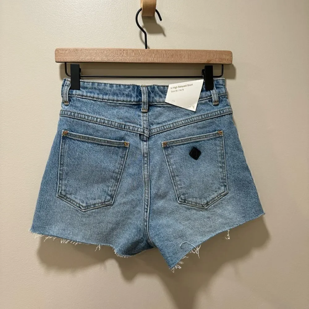 NWT Abrand A High Relaxed Short Felicia sz 26